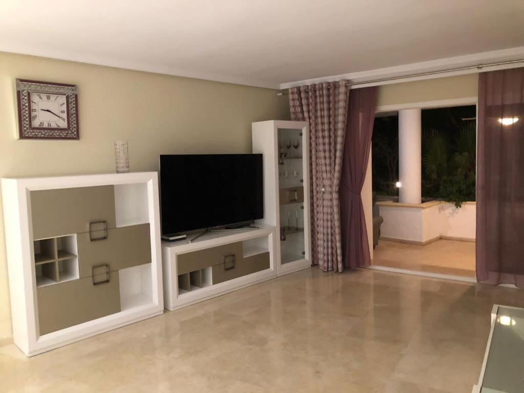 Dominion Apartments Estepona Kültér fotó
