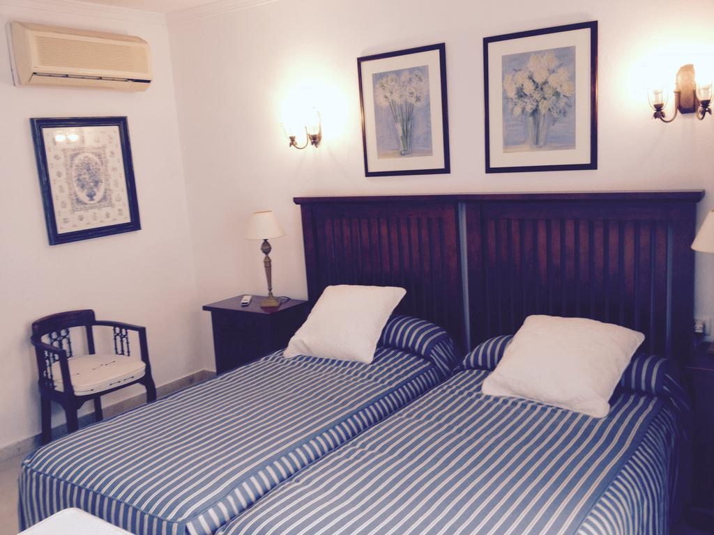 Dominion Apartments Estepona Szoba fotó